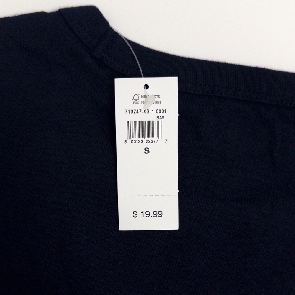 NWT GAP Favorite Crewneck T-Shirt Navy Blue Size S Basics - Picture 8 of 14